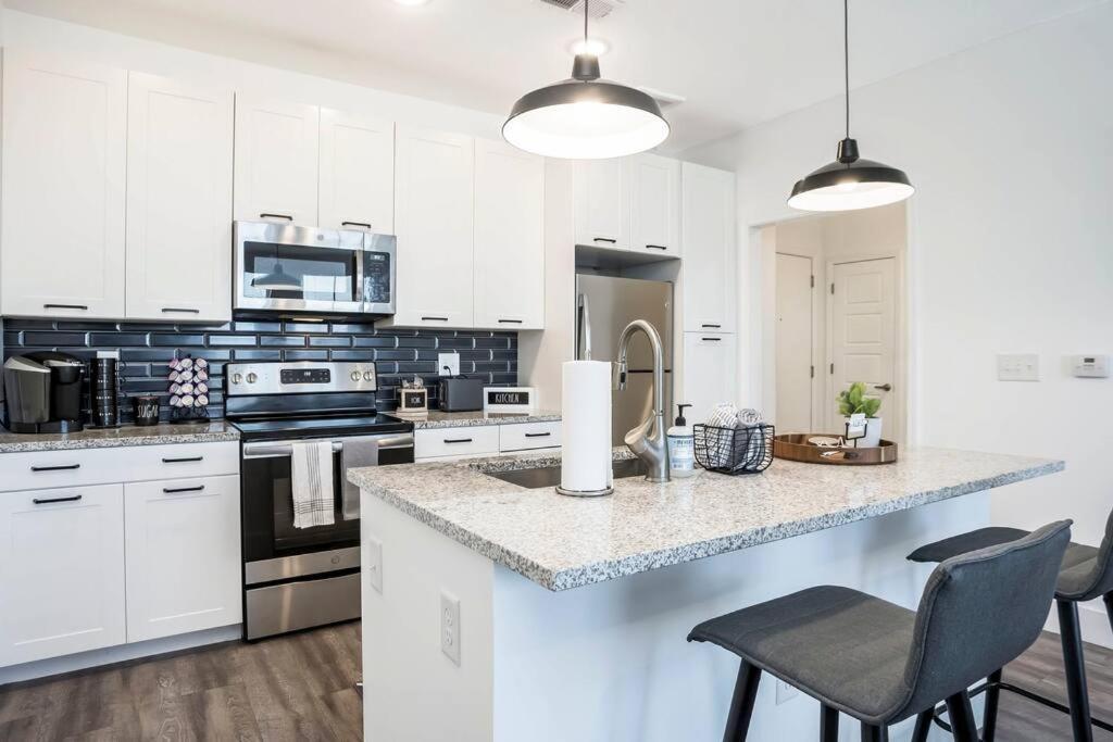Swanky Atlanta Apartment Luaran gambar